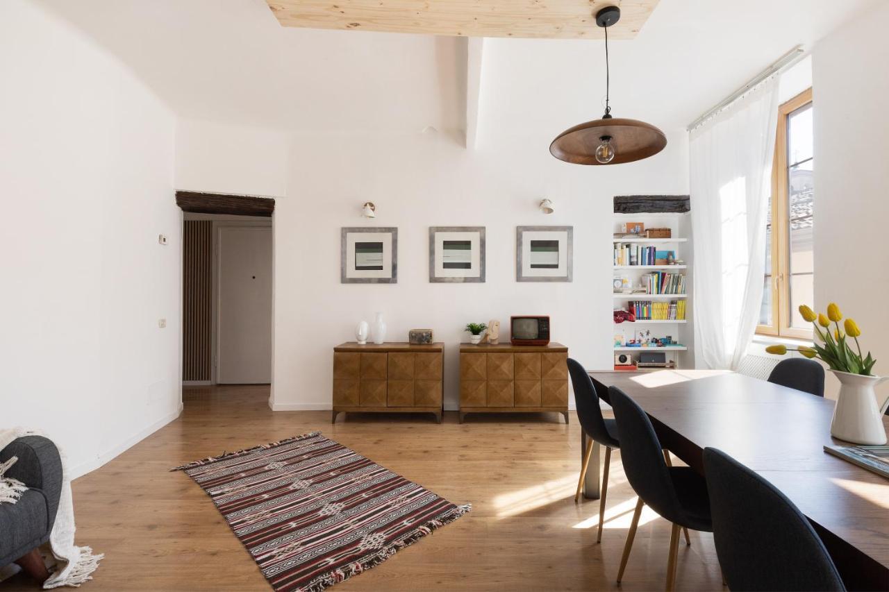 Apartamento Casanina - The House Of Travelers Como Exterior foto